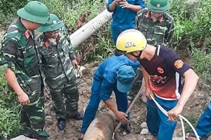 Phát hiện quả bom 230 kg trong khu vực trại giam