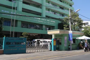 11 người trốn khỏi Bệnh viện Đà Nẵng đã được cách ly. Ảnh: TN