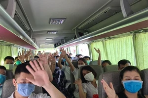 38 'chiến binh áo trắng’ Phú Thọ đến vùng dịch Quảng Nam