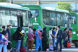 Sau 16 ngày xuất viện, ca COVID-19 ở Quảng Ngãi tái dương tính