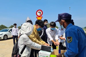 Quảng Nam, Quảng Ngãi cho học sinh nghỉ học thêm 5 ngày