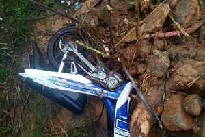 Xác minh thông tin sạt lở vùi lấp nhiều người ở Quảng Ngãi