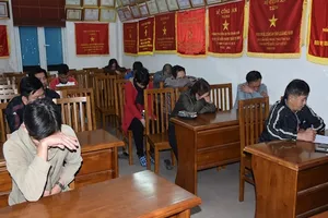 Bắt 13 tụ điểm số đề quy mô 30 tỉ ở Quảng Nam