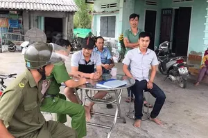 Chủ trại chim đi đòi tiền nợ thì bị thương, phải nhập viện