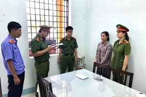 Giả cán bộ nhà nước để trộm tiền của cụ bà 70 tuổi