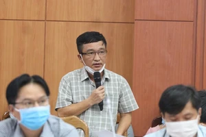 Kè bảo vệ phố cổ Hội An hơn 135 tỉ sụt lún có phải do xe tải trọng lớn?