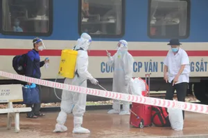 Huế tiếp tục đón 600 người về quê tránh dịch bằng tàu hỏa