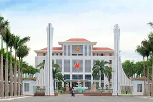 Quảng Nam khuyến khích cán bộ thiếu năng lực, uy tín xin thôi chức