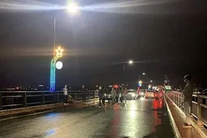 Điều tra vụ thanh niên dí súng uy hiếp con nợ ở Quảng Ngãi