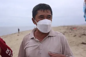 Người lái ca nô lật 17 người chết không được đi khỏi nơi cư trú