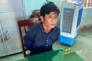 Tấn công bé 3 tuổi để uy hiếp người tình 