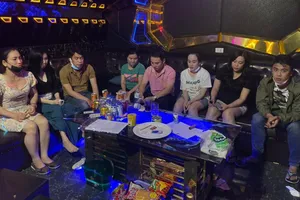 12 người dương tính ma tuý trong quán karaoke ở Quảng Nam
