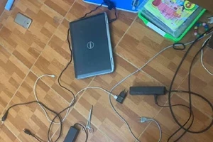 Bé gái 10 tuổi tử vong nghi do sạc điện thoại 