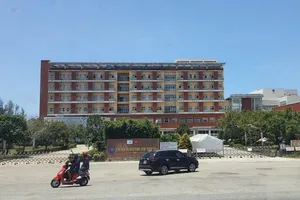 2 Phó giám đốc Bệnh viện đa khoa Trung ương Quảng Nam bị kỷ luật 