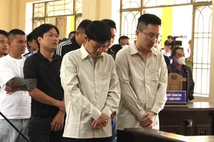 51 người trong đường dây đánh bạc trăm tỉ