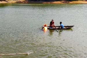 Quảng Ngãi: 1 học sinh trượt chân xuống đập tử vong khi xem câu cá