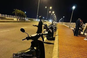 Cô gái 22 tuổi nhảy cầu Cửa Đại