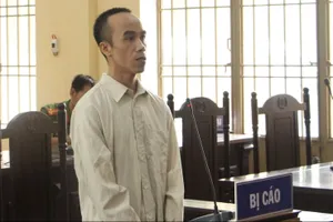 Con rể tạt xăng đốt mẹ vợ không được giảm án