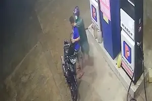 Công an huyện Tiên Phước ra quyết định truy nã đặc biệt đối với nghi phạm cướp tiền nhân viên cây xăng. Ảnh: TN