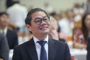 Tỉ phú Trần Bá Dương nói sẽ tiếp tục đầu tư tại Quảng Nam, miền Trung. Ảnh: TN