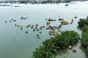 Hơn 100 doanh nghiệp ở Quảng Nam cùng tham gia kích cầu du lịch. Ảnh: TN