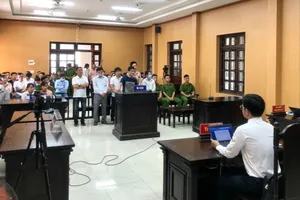 Cựu Giám đốc Trung tâm Pháp y và chánh toà Lao động Quảng Ngãi lĩnh án tù. Ảnh: TN