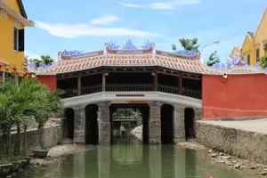 Hội An sẽ khen đơn vị thi công trùng tu di tích Chùa Cầu. Ảnh: TN