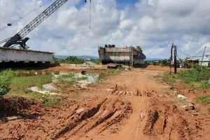 Khó khăn bủa vây nhà thầu xây dựng