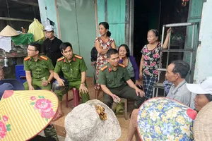 Các lực lượng tìm kiếm cụ ông 74 tuổi đi lạc trong rừng suốt 17 giờ