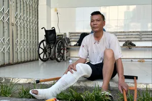 Nạn nhân sợ hãi kể lúc xe khách đâm vào đuôi container khiến 2 người chết, 16 người bị thương