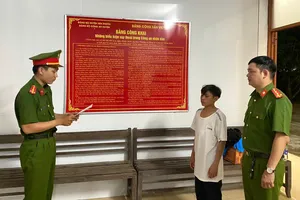 Sau buổi ăn nhậu, thanh niên hiếp dâm nữ chủ nhà say xỉn