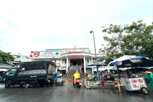 Bao giờ di dời chợ Tam Kỳ?