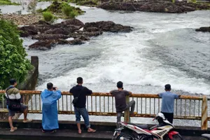 Chiều nay, hồ thủy lợi lớn nhất miền Trung xả lũ