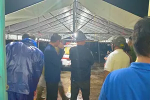 Nước ngập tràn vào nhà, cô gái bị điện giật tử vong