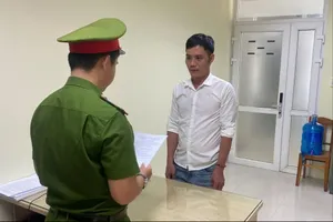 Thuê người khai thác vàng trái phép, 1 thanh niên ở Đà Nẵng bị khởi tố