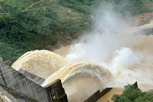 Dự báo sắp có mưa lớn, Đà Nẵng 'lệnh' 5 thủy điện xả nước đón lũ