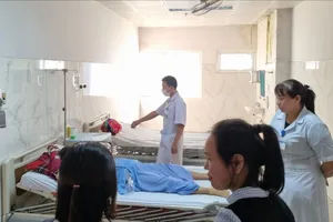 Sản phụ bị vỡ tử cung khi sinh con thứ 4, mất nhiều máu