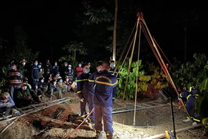 Thi thể người đàn ông dưới giếng sâu trong rẫy cà phê