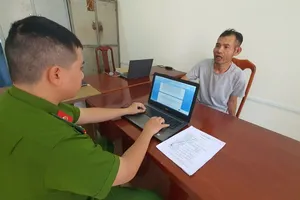 Bắt đối tượng dùng dao uy hiếp một phụ nữ để hiếp dâm, cướp tài sản