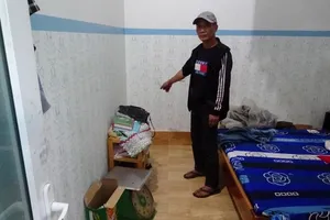 Người đàn ông bắt xe đò đi trộm két sắt