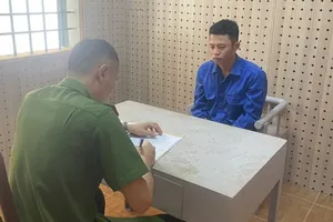 Rao bán hàng thanh lý giá rẻ trên Facebook để lừa tiền đặt cọc