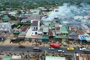 Đắk Lắk: Một vụ cháy chợ nghi do chập điện