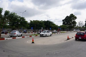 Tạm dừng sát hạch, cấp giấy phép lái xe ở Đắk Lắk: Học viên chịu thiệt