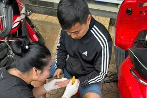 Cứu 2 cháu nhỏ ngủ ngon lành trong đám cháy căn nhà 3 tầng