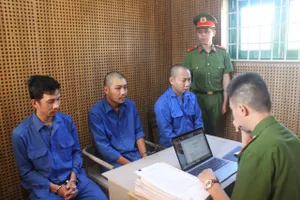 Lập 80 công ty 'ma' để mua bán hóa đơn khống hơn 10.000 tỉ đồng