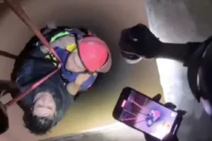 Đắk Lắk: Cảnh sát cứu kịp nam thanh niên rơi xuống giếng sâu trong đêm