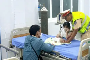 CSGT Đắk Nông hỗ trợ đưa cháu bé 4 tháng tuổi đi cấp cứu kịp thời 