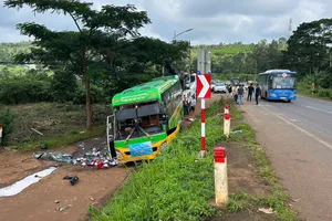 Thông tin ban đầu vụ xe khách chở 46 người bị lật ở Đắk Lắk
