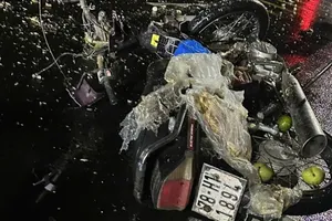 Xe máy tông nhau trên quốc lộ 25, hai người tử vong