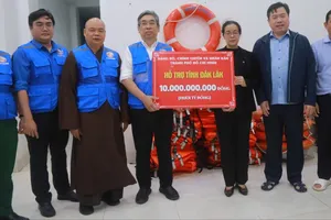 TP.HCM hỗ trợ Đắk Lắk 10 tỉ đồng và 500 tấn hàng hóa